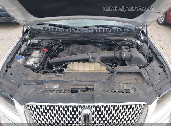 5LMJJ3LT8LEL10177 2020 LINCOLN NAVIGATOR Белый Вид сзади