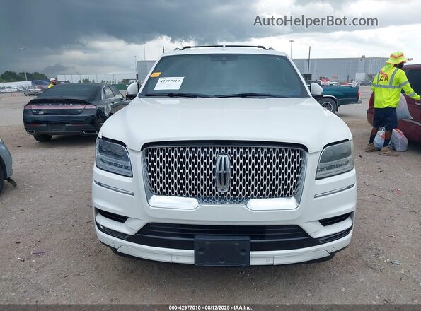 5LMJJ3LT8LEL10177 2020 LINCOLN NAVIGATOR Белый Вид щитка приборов