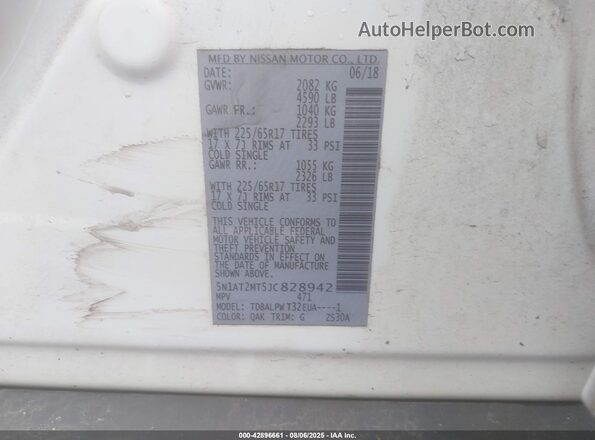 5N1AT2MT5JC828942 2018 NISSAN ROGUE White Widok komory silnika