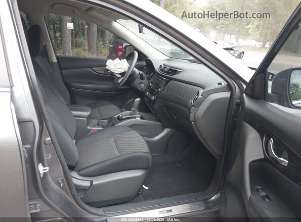 5N1AT2MT6JC846656 2018 NISSAN ROGUE Gray Вид салону спереду