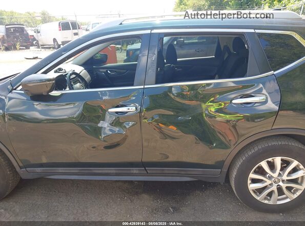 5N1AT2MV2JC774808 2018 NISSAN ROGUE Green Widok z przodu