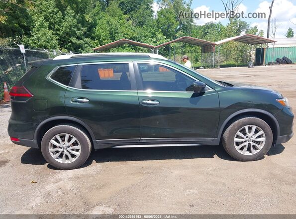 5N1AT2MV2JC774808 2018 NISSAN ROGUE Green Widok wnętrza z tyłu