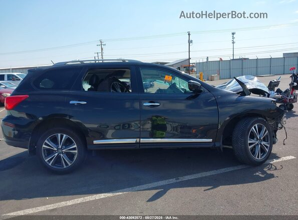 5N1DR2MM1JC626944 2018 NISSAN PATHFINDER Black Vista interior trasera