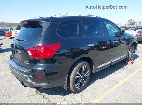 5N1DR2MM3JC666703 2018 NISSAN PATHFINDER Черный Задняя правая четверть