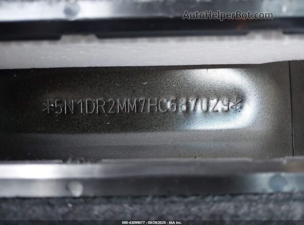 5N1DR2MM7HC687029 2017 NISSAN PATHFINDER Black 