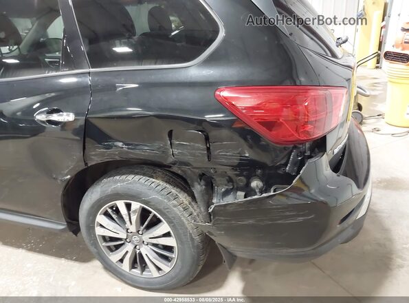 5N1DR2MM9JC663921 2018 NISSAN PATHFINDER Черный Вид спереди