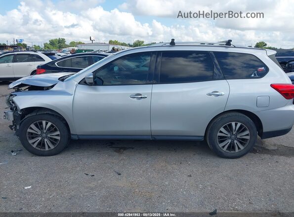 5N1DR2MN5JC605667 2018 NISSAN PATHFINDER Silver Vista interior trasera