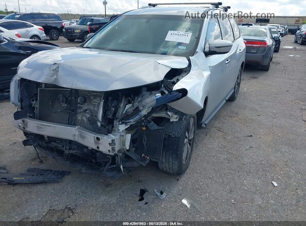 5N1DR2MN5JC605667 2018 NISSAN PATHFINDER Silver Vista tres cuartos delantera izquierda