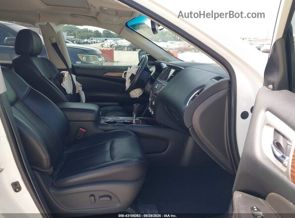 5N1DR2MN6HC675690 2017 NISSAN PATHFINDER White Widok wnętrza z przodu