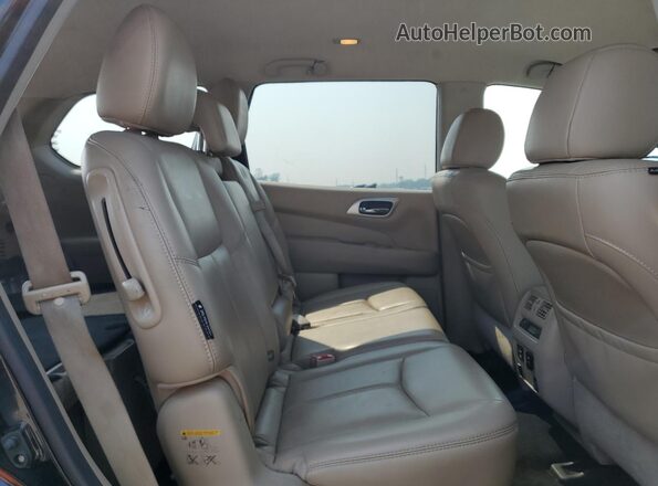 5N1DR2MN9JC613500 2018 NISSAN PATHFINDER Black Вид задньої частини салону