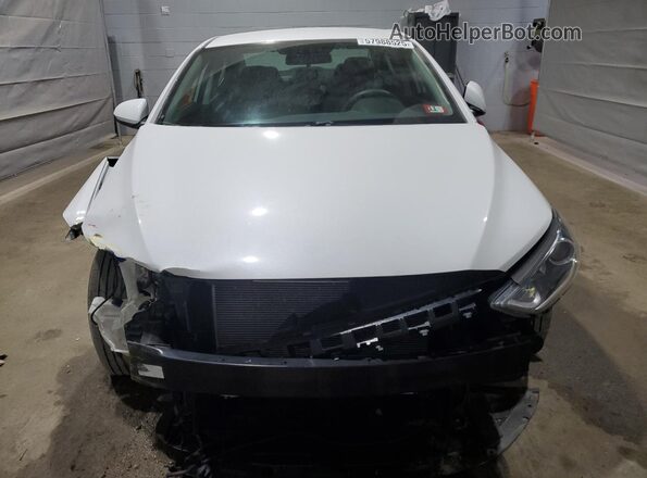 5NPD74LF2JH279475 2018 HYUNDAI ELANTRA White Widok z przodu