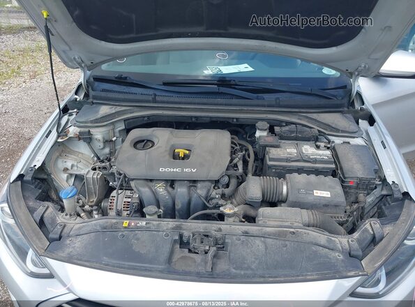 5NPD84LF2JH300709 2018 HYUNDAI ELANTRA Silver Widok z tyłu