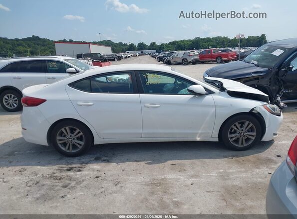 5NPD84LF9JH257759 2018 HYUNDAI ELANTRA White Rear interior view