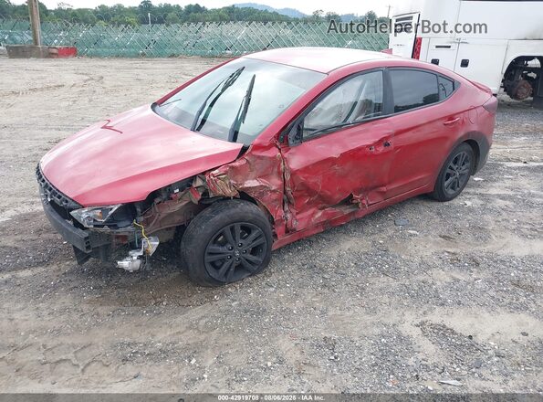 5NPD84LFXJH317581 2018 HYUNDAI ELANTRA Red Front left