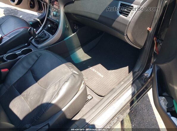 5NPDH4AE0GH694455 2016 HYUNDAI ELANTRA Черный Вид салона спереди