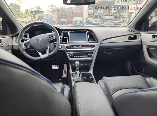 5NPE34AB5JH659832 2018 HYUNDAI SONATA Черный Вид щитка приборов