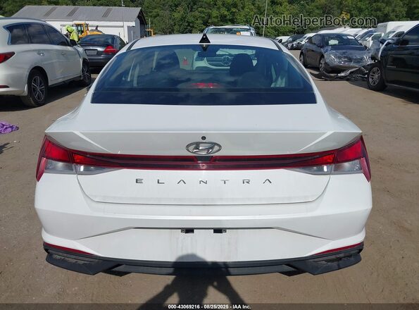 5NPLL4AG3MH015219 2021 HYUNDAI ELANTRA White 