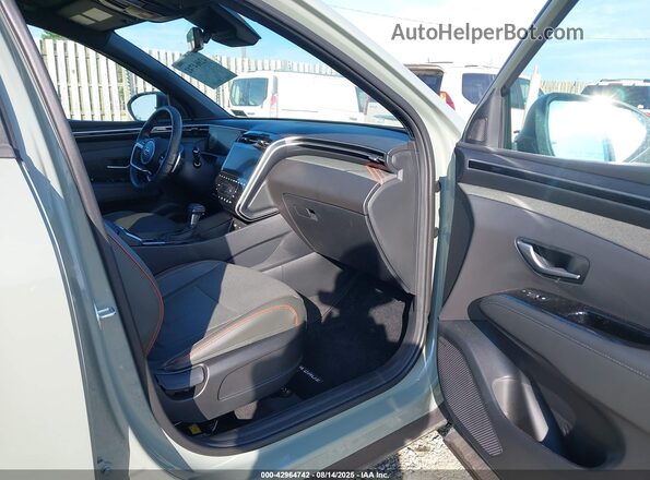 5NTJEDAF8NH024932 2022 HYUNDAI SANTA CRUZ Green Widok wnętrza z przodu