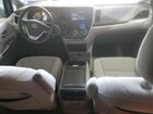 2018 Toyota Sienna Le Silver vin: 5TDJZ3DC6JS191857