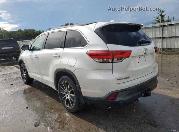 5TDJZRFHXJS845111 2018 TOYOTA HIGHLANDER White Trasero izquierdo