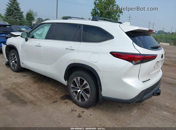 5TDKBRCH1PS122902 2023 TOYOTA LE White Trasero izquierdo