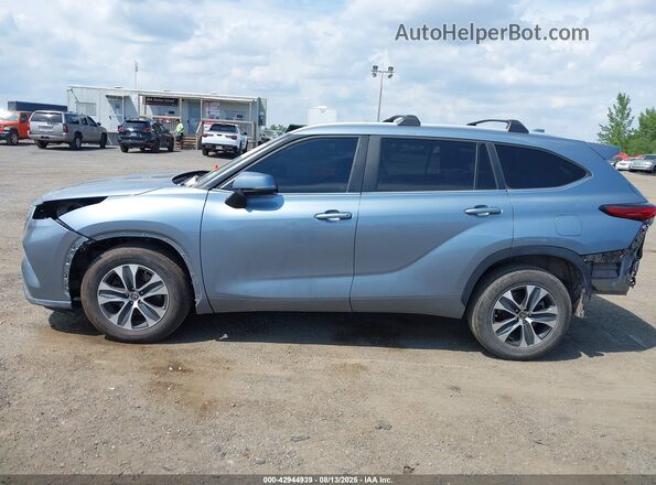 5TDKDRBH1PS013514 2023 TOYOTA LE Blue 