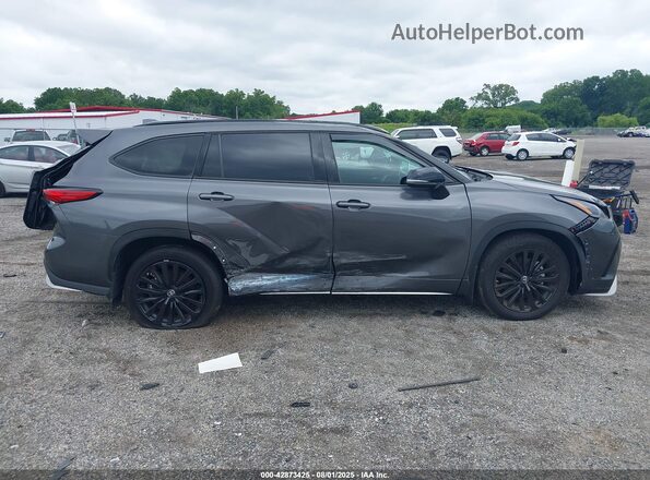 5TDKDRBH3PS509026 2023 TOYOTA HIGHLANDER Gray Widok wnętrza z tyłu