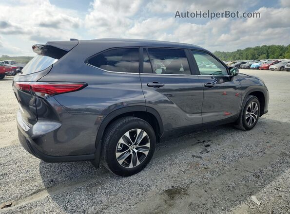 5TDKDRBH8PS013929 2023 TOYOTA HIGHLANDER Gray Trasero derecho