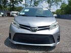 2018 Toyota Sienna Le 8 Passenger Серебряный vin: 5TDKZ3DC1JS910324