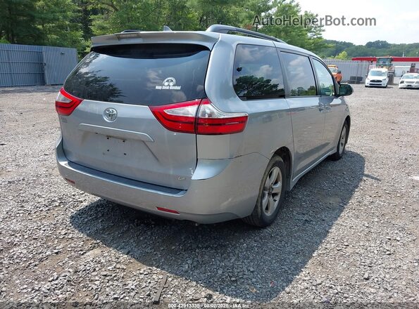 5TDKZ3DC1JS910324 2018 TOYOTA LE Серебряный Задняя правая четверть