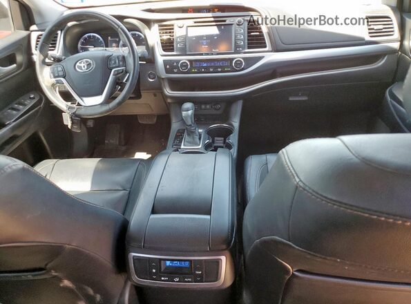 5TDKZRFH4JS540983 2018 TOYOTA HIGHLANDER White Widok deski rozdzielczej