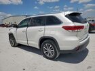 2018 Toyota Highlander Se White vin: 5TDKZRFH9JS529123