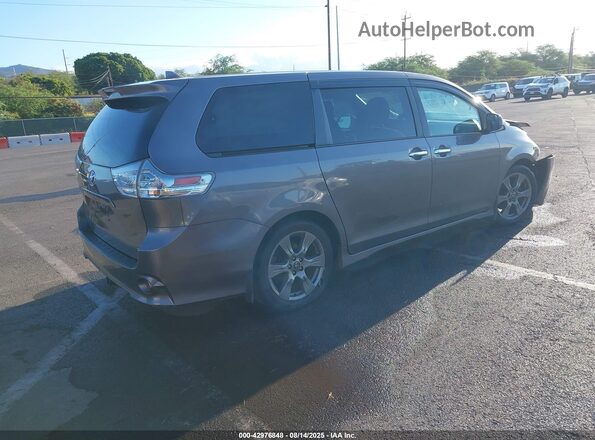 5TDXZ3DC2JS932029 2018 TOYOTA SIENNA Gray Rear right