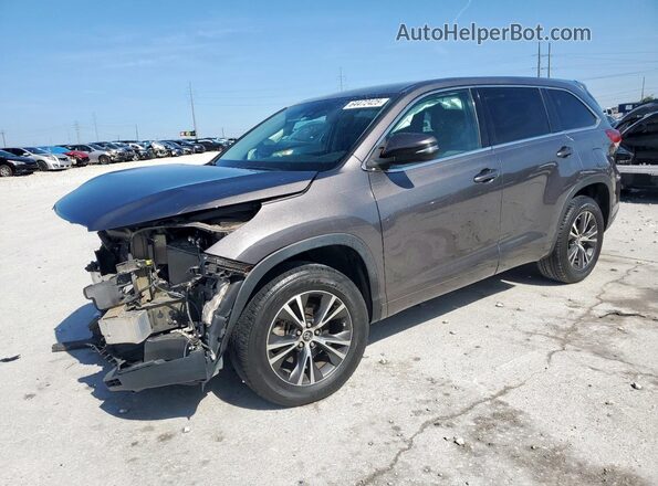 5TDZZRFH2JS239840 2018 TOYOTA LE Серый Передняя левая четверть