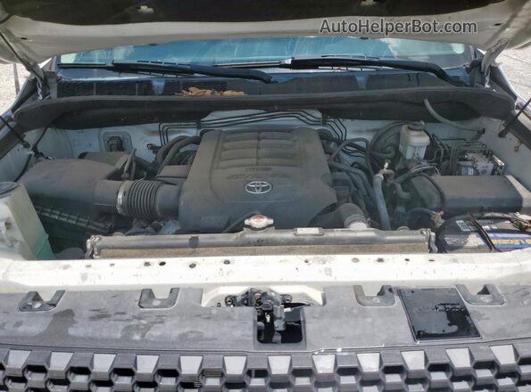 5TFDW5F10JX768227 2018 TOYOTA TUNDRA White უკანა სალონის ხედი