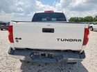 2018 Toyota Tundra Crewmax Sr5 White vin: 5TFDW5F10JX768227