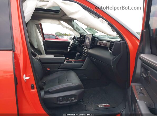 5TFPC5DB7PX018706 2023 TOYOTA TUNDRA HYBRID Orange Vista interior delantera