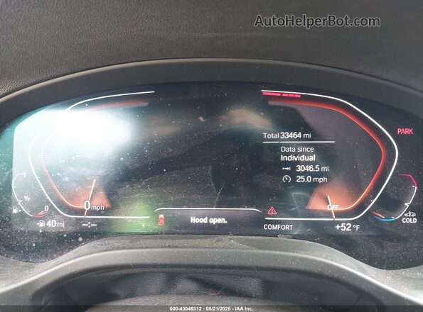 5UX2V1C03L9B30237 2020 BMW X4 Silver Widok tylnych siedzeń