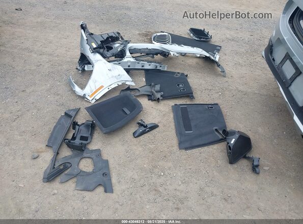 5UX2V1C03L9B30237 2020 BMW X4 Silver Widok deski rozdzielczej