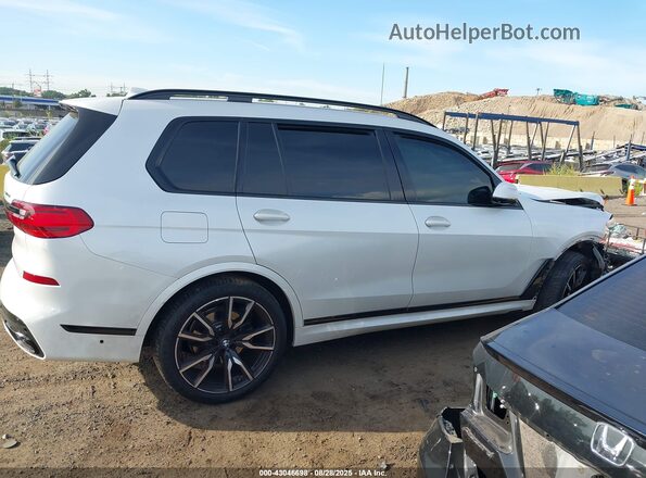 5UXCW2C06M9E80518 2021 BMW X7 White სალონის 360-გრადუსიანი ხედი