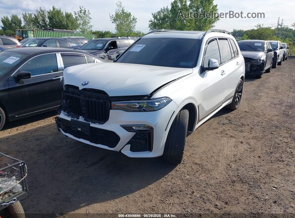 5UXCW2C06M9E80518 2021 BMW X7 White წინა მარცხენა ხედი სამი მეოთხედიდან
