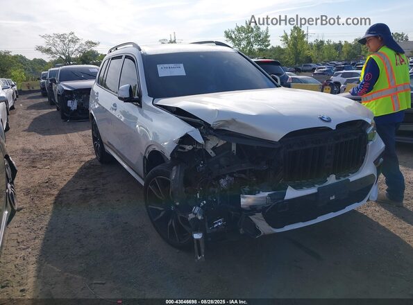5UXCW2C06M9E80518 2021 BMW X7 White წინა მარჯვენა