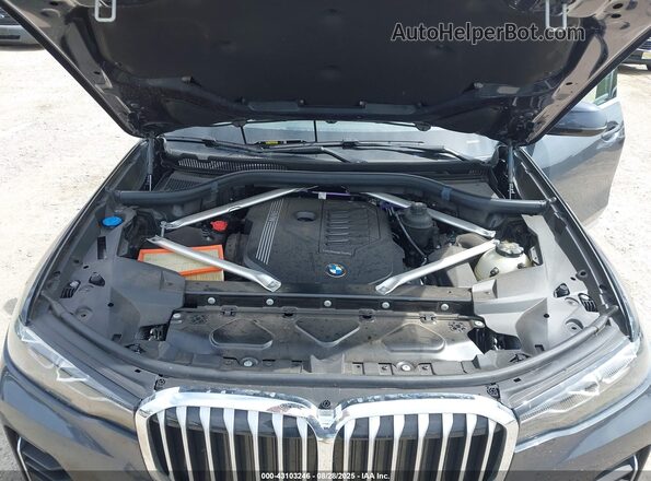 5UXCW2C06N9L68588 2022 BMW X7 Серый Вид сзади