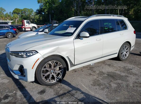 5UXCW2C07M9E12258 2021 BMW X7 White Przód lewy