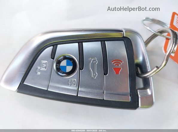 5UXCX6C08M9F23597 2021 BMW X7 Белый Вид панели приборов