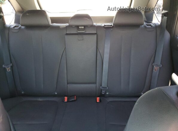 5UXKR2C58J0X09082 2018 BMW X5 Серебряный Вид задних сидений