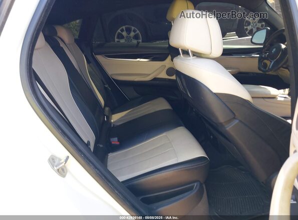 5UXKU6C56J0Z66490 2018 BMW X6 Белый Вид наклейки с VIN-кодом