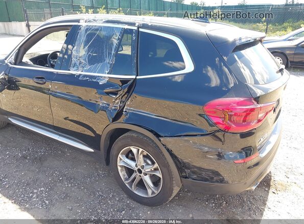 5UXTY5C00M9F41888 2021 BMW X3 Black Widok z przodu