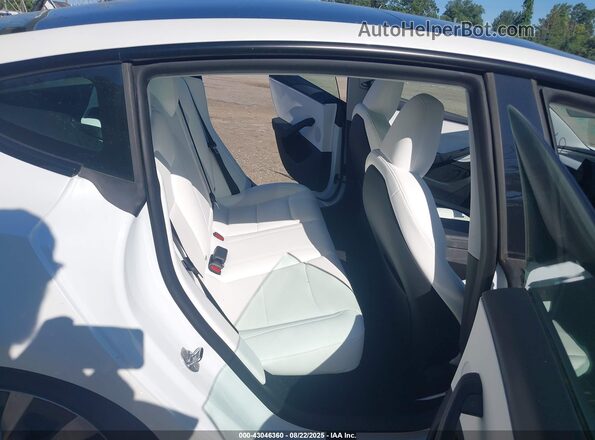 5YJ3E1EB1SF874831 2025 TESLA MODEL 3 Белый Вид наклейки с VIN-кодом