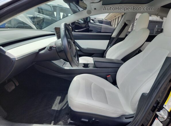 5YJ3E1EB2JF099289 2018 TESLA MODEL Black Vista interior delantera